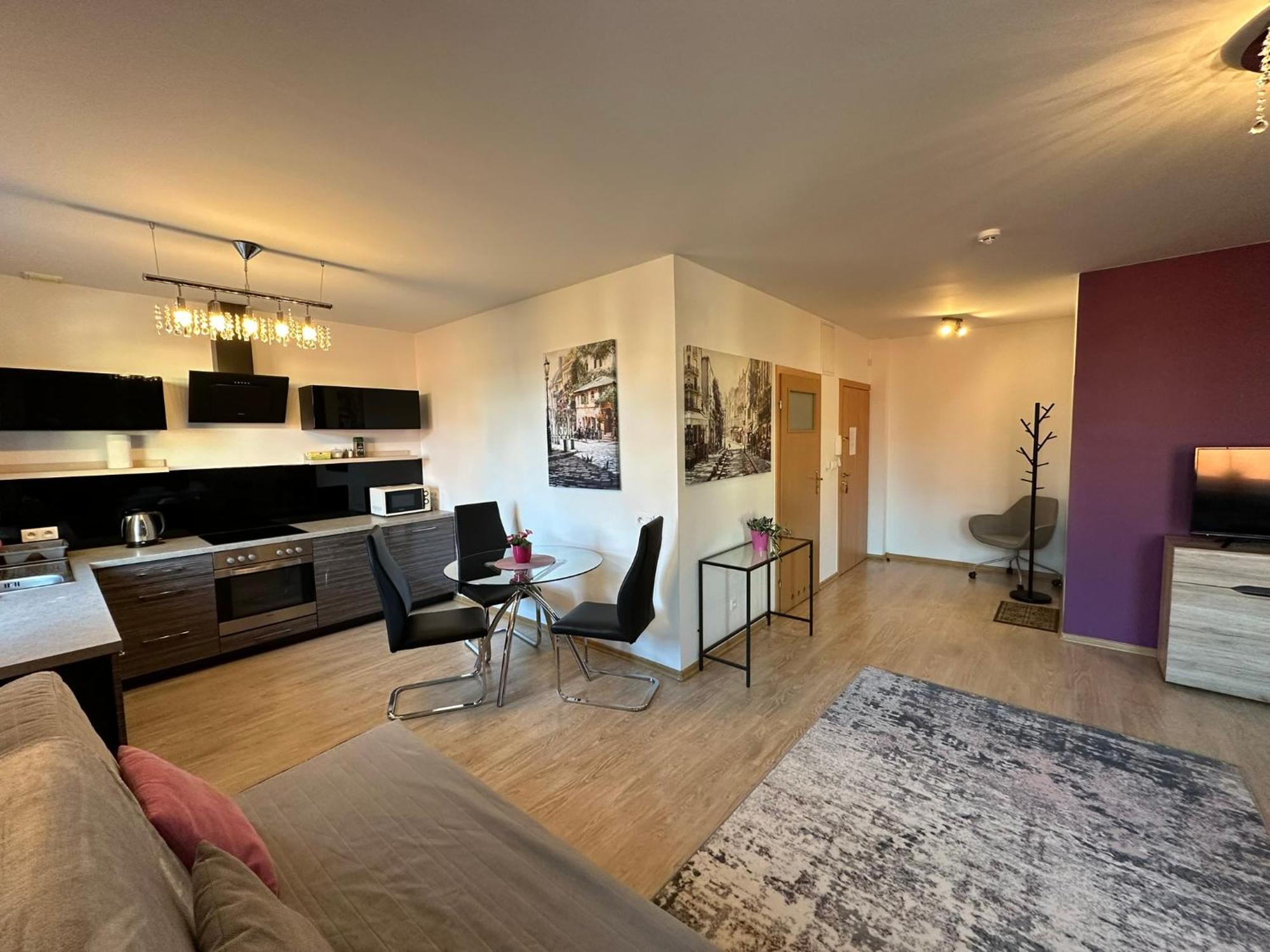 Apartamenty Edk Jelenia Góra Kültér fotó