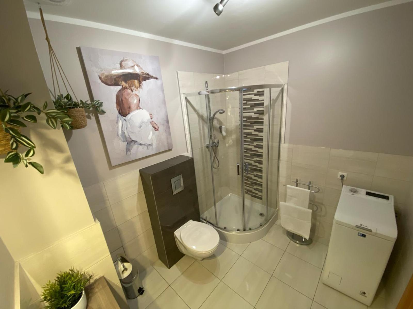 Apartamenty Edk Jelenia Góra Kültér fotó