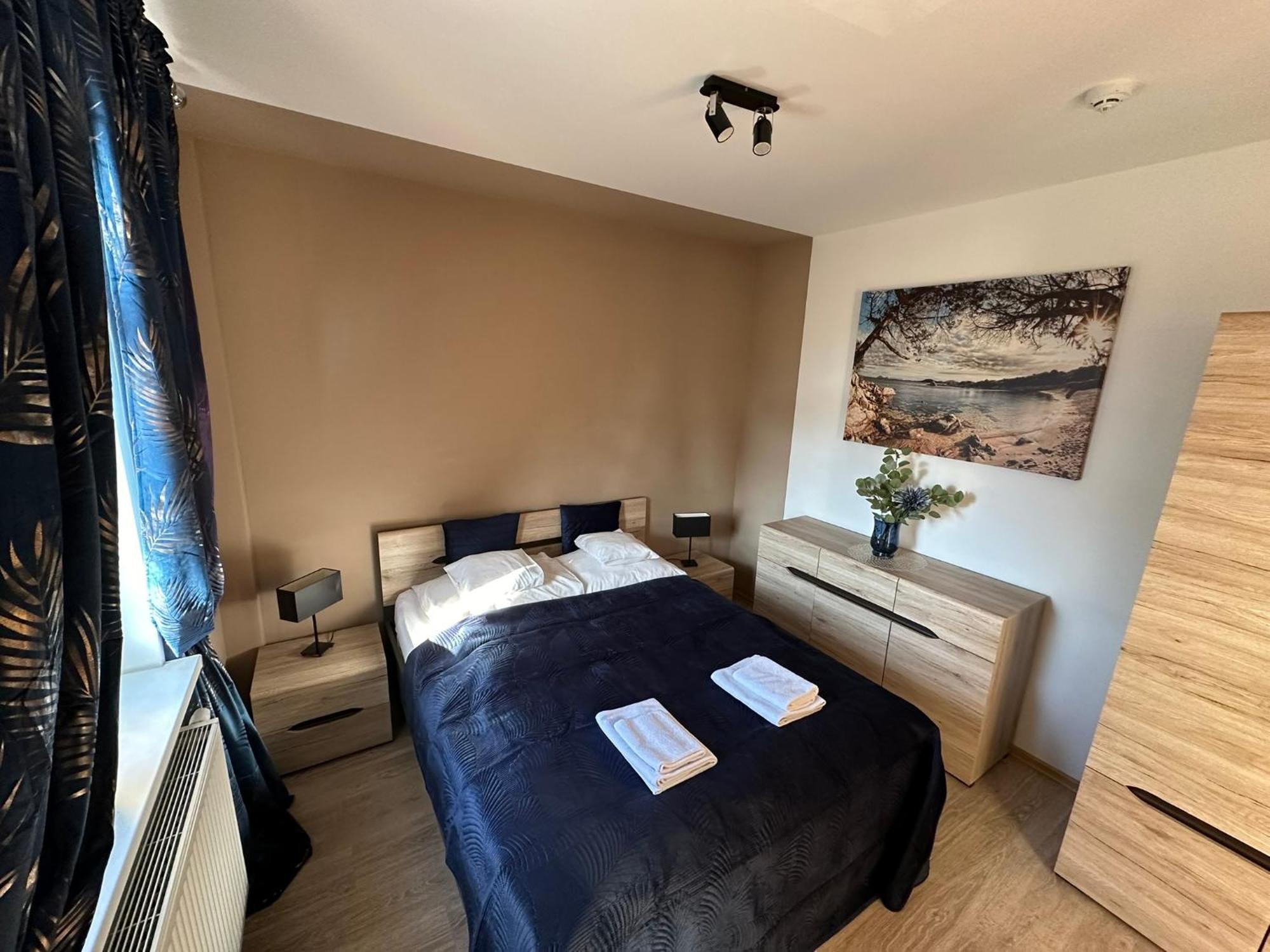 Apartamenty Edk Jelenia Góra Kültér fotó